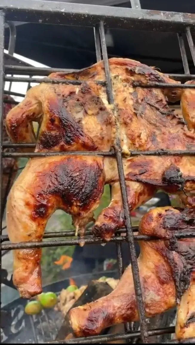 Parrilla en vivo durante un evento de C.I.M